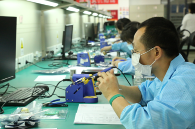 走進中國電科專精特新“小巨人” 九項任務在基層電子產品研發